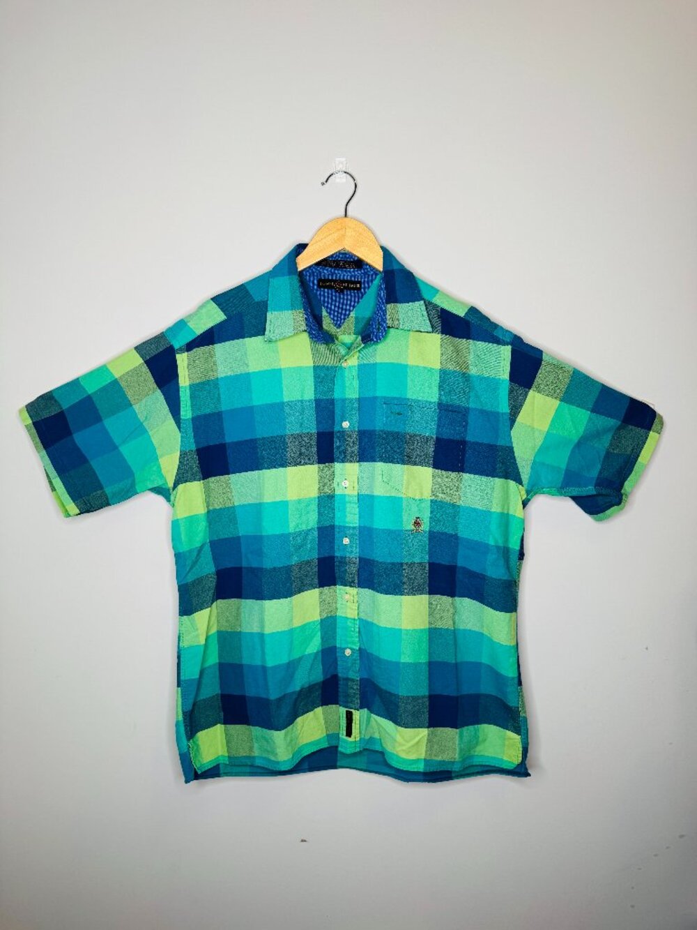 Vintage Tommy Hilfiger Plaid Short Sleeve Button Up Mens L Chest Pocket Cotton.